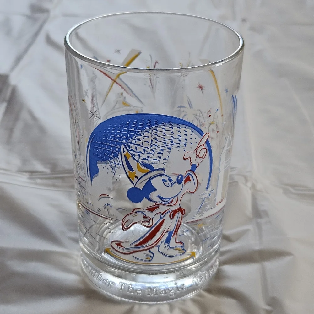 McDonald's Walt Disney World Mickey Mouse Glass Epcot 25th Anniversary